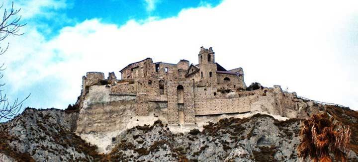 B&B E Casa Vacanza Al Castello Roccella Ionica Dış mekan fotoğraf