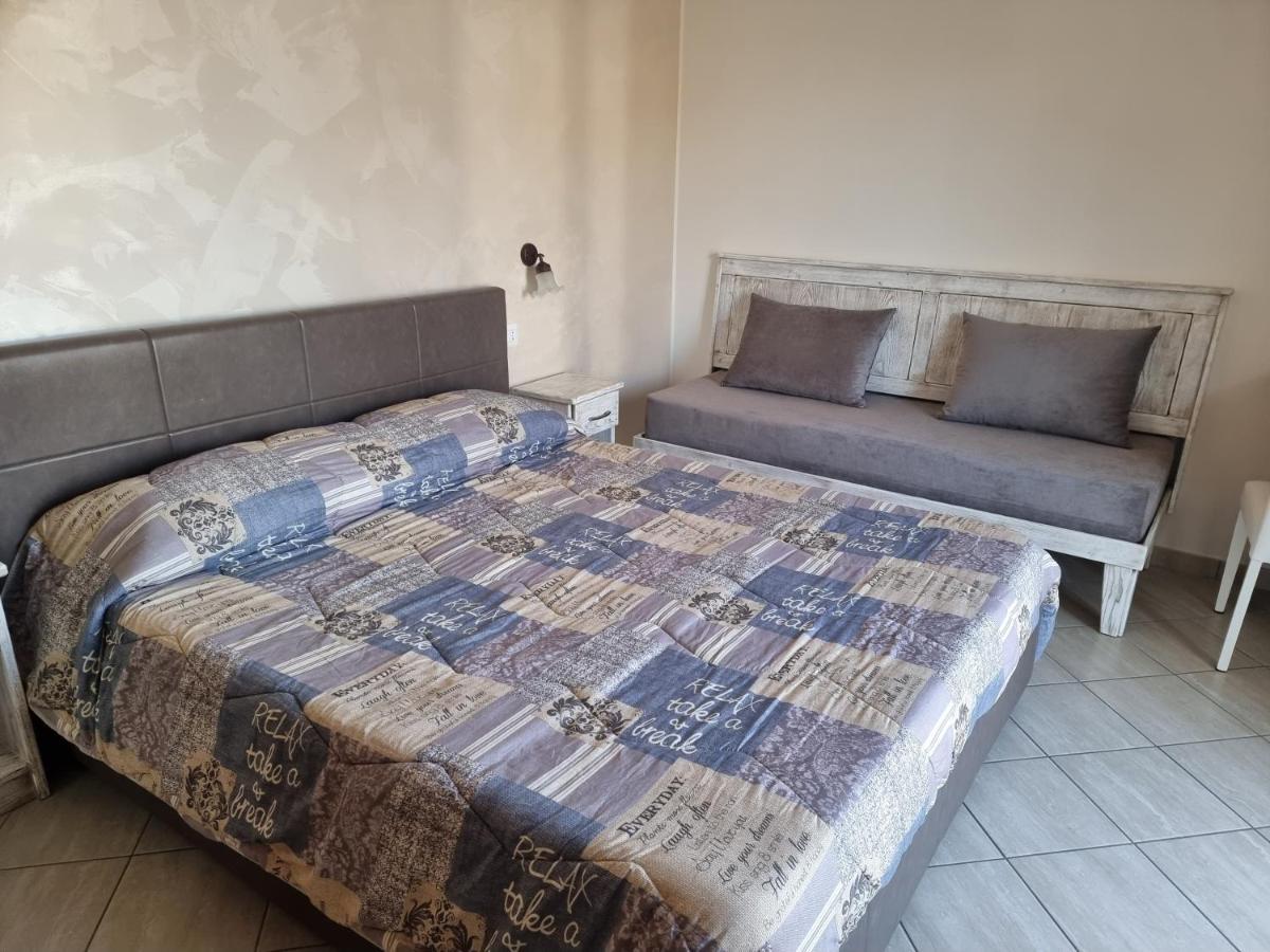 B&B E Casa Vacanza Al Castello Roccella Ionica Dış mekan fotoğraf