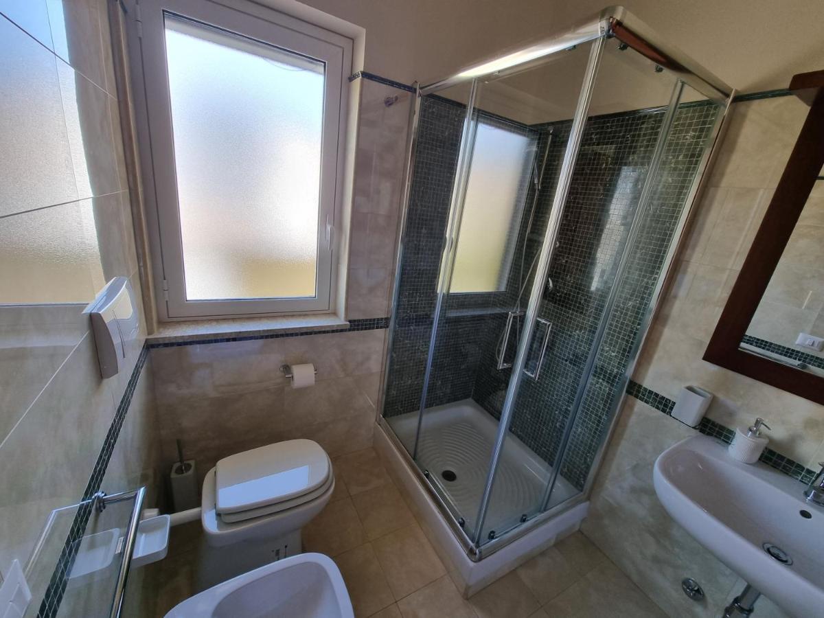 B&B E Casa Vacanza Al Castello Roccella Ionica Dış mekan fotoğraf