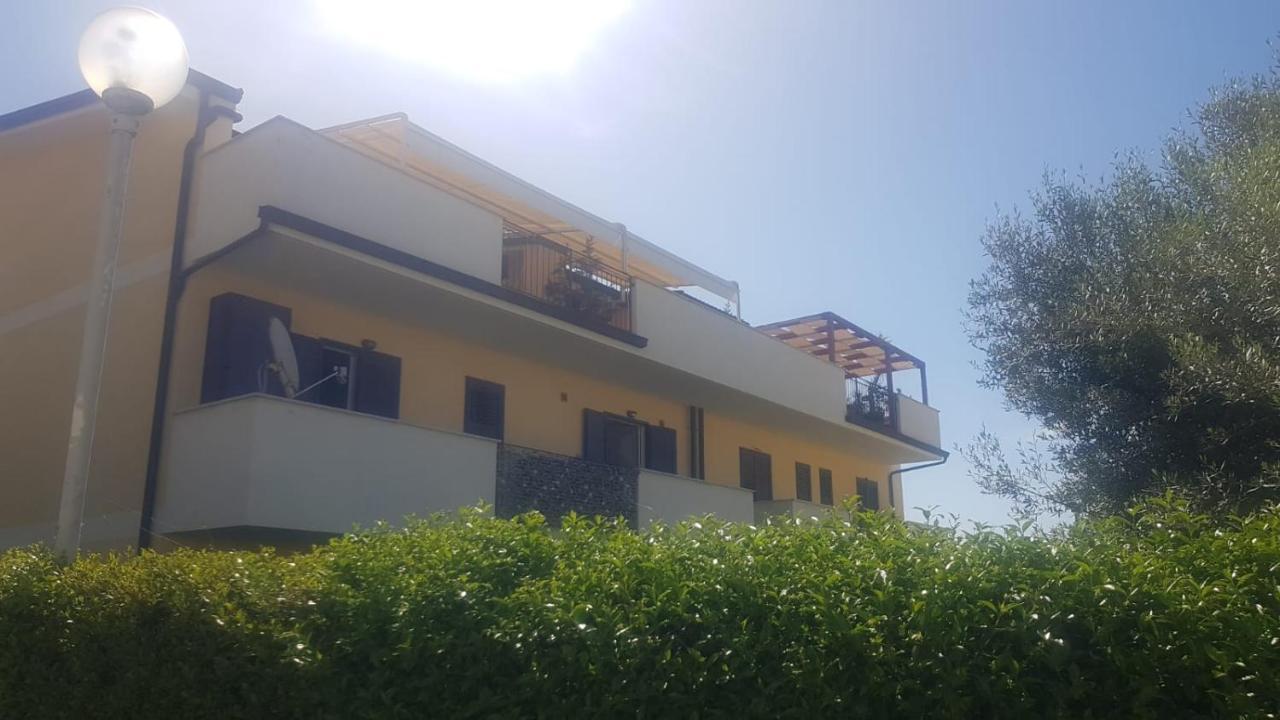 B&B E Casa Vacanza Al Castello Roccella Ionica Dış mekan fotoğraf