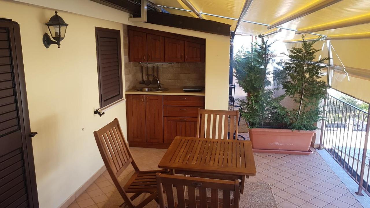 B&B E Casa Vacanza Al Castello Roccella Ionica Dış mekan fotoğraf