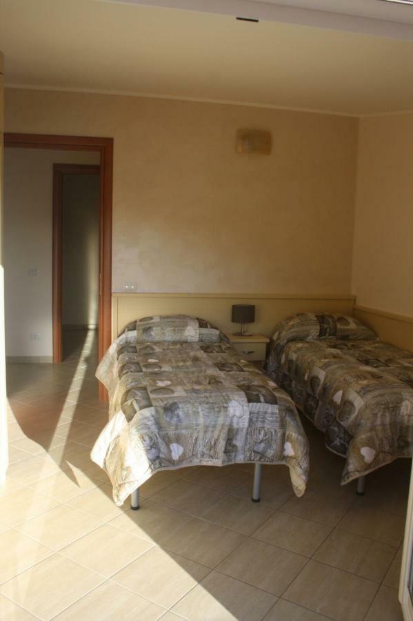 B&B E Casa Vacanza Al Castello Roccella Ionica Dış mekan fotoğraf